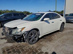 Nissan Maxima S 3.5L 6 2012