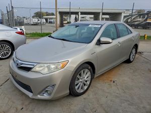 Toyota Camry HYBRID 2.5L 4 2014