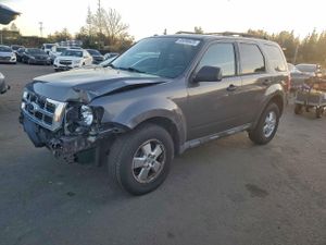 Ford Escape XLT 2.5L 4 2011