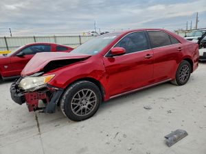 Toyota Camry L 2.5L 4 2013