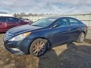 Hyundai Sonata SE 2.4L 4 2013