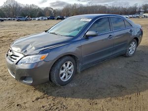 Toyota Camry BASE 2.5L 4 2010