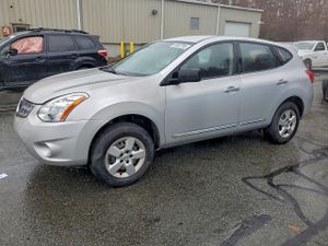 Nissan Rogue S 2.5L 4 2013