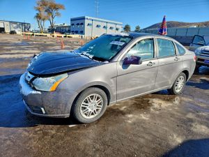 Ford Focus SE 2.0L 4 2010