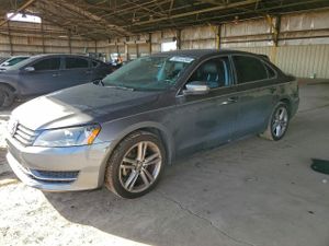 Volkswagen Passat SE 1.8L 4 2014