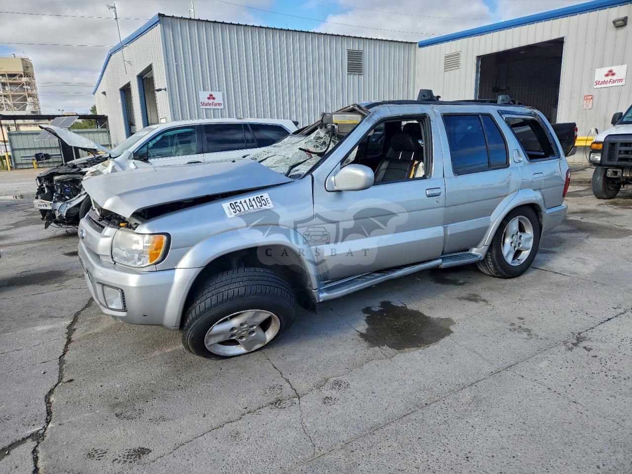 Infiniti QX4 3.5L 6 2003