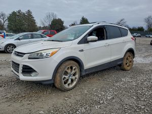 Ford Escape TITANIUM 2.0L 4 2013