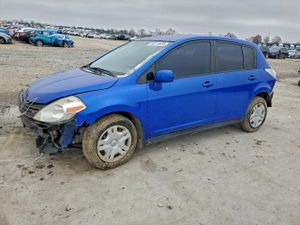 Nissan Versa S 1.8L 4 2011