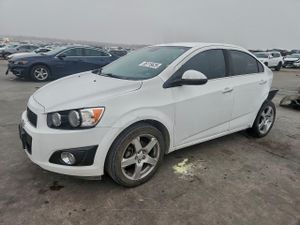 Chevrolet Aveo (Sonic) LTZ 1.8L 4 2013
