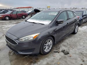 Ford Focus SE 2.0L 4 2015