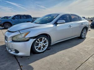 Nissan Maxima S 3.5L 6 2014