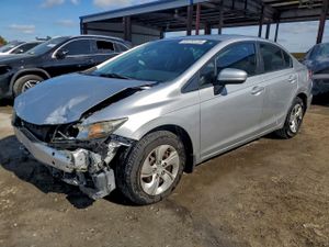 Honda Civic LX 1.8L 4 2015