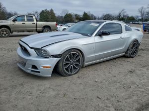 Ford Mustang GT 5.0L 8 2013