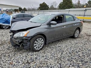 Nissan Sentra S 1.8L 4 2015