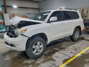 Toyota Land Cruiser 5.7L 8 2011