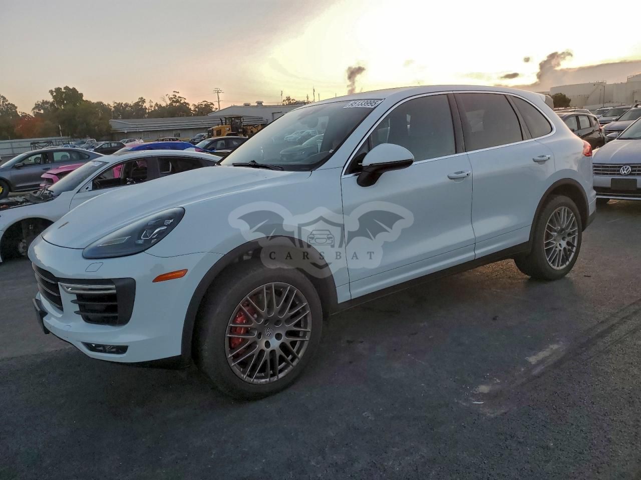 Porsche Cayenne TURBO 4.8L 8 2015