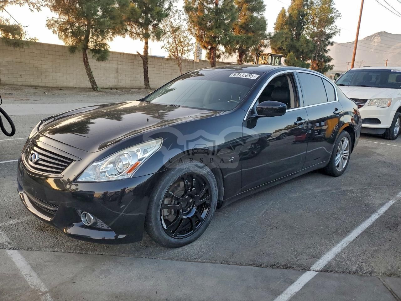 Infiniti Q40 3.7L 6 2015