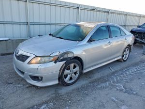 Toyota Camry BASE 2.5L 4 2010