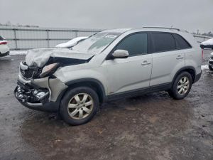 Kia Sorento LX 2.4L 4 2013