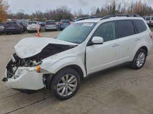 Subaru Forester 2.5X PREMIUM 2.5L 4 2012