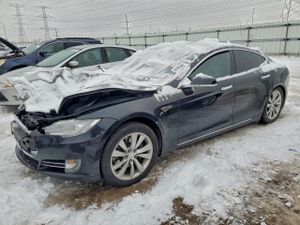 Tesla Model S 2015