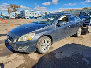 Volvo S60 T5 2.4L 5 2012