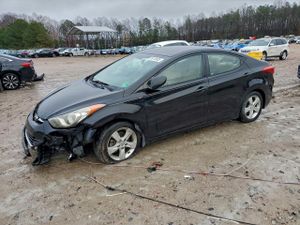 Hyundai Elantra GLS 1.8L 4 2013