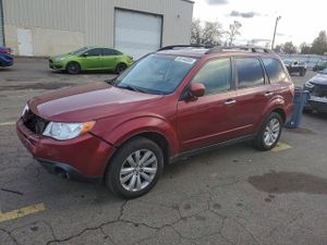 Subaru Forester 2.5X PREMIUM 2.5L 4 2013