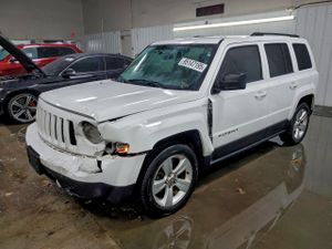 Jeep Patriot LATITUDE 2.4L 4 2013