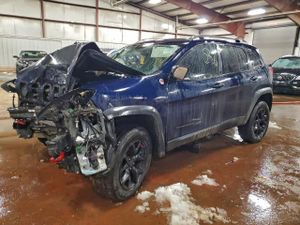 Jeep Cherokee TRAILHAWK 2.4L 4 2015