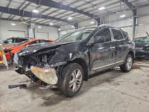 Nissan Rogue S 2.5L 4 2013