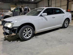 Chrysler 300 LIMITED 3.6L 6 2015