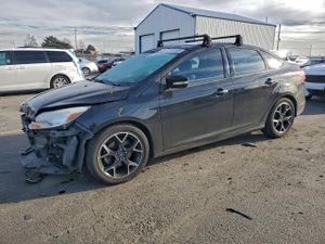 Ford Focus SE 2.0L 4 2014
