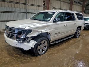 Chevrolet Suburban C1500 LTZ 5.3L 8 2015