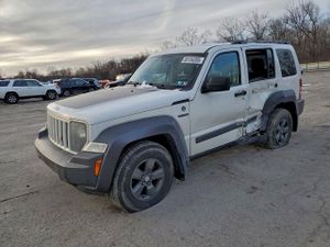Jeep Liberty RENEGADE 3.7L 6 2010