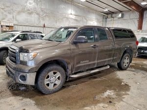 Toyota Tundra DOUBLE CAB SR5 4.6L 8 2012