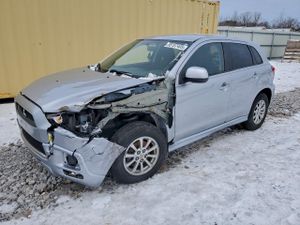 Mitsubishi Outlander ES 2.0L 4 2011