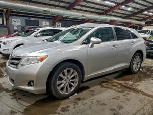 Toyota Venza LE 2.7L 4 2014