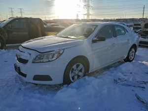 Chevrolet Malibu LS 2.5L 4 2013