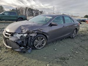 Toyota Camry LE 2.5L 4 2015