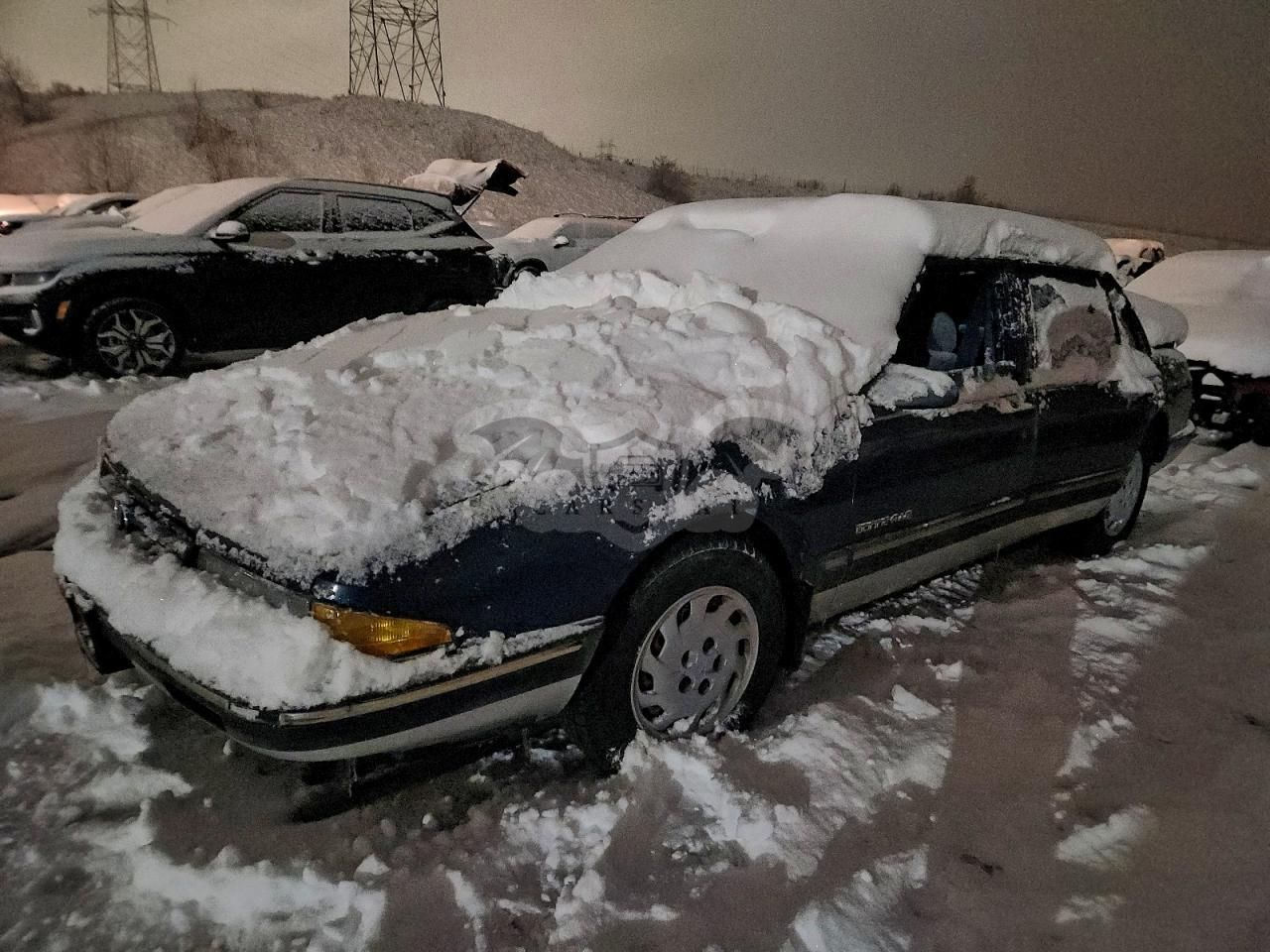Pontiac Bonneville LE 3.8L 6 1991