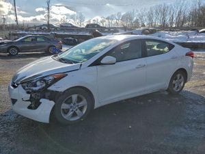 Hyundai Elantra GLS 1.8L 4 2013