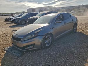 Kia Optima LX 2.4L 4 2012