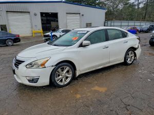Nissan Altima 2.5 2.5L 4 2015