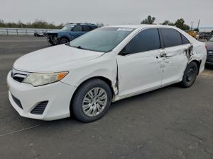 Toyota Camry L 2.5L 4 2014