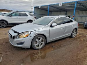 Volvo S60 T5 2.4L 5 2012