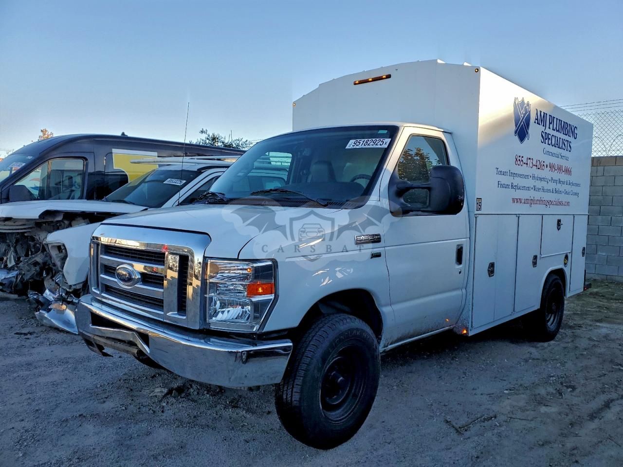 Ford Econoline E350 SUPER DUTY CUTAWAY VAN 6.2L 8 2019