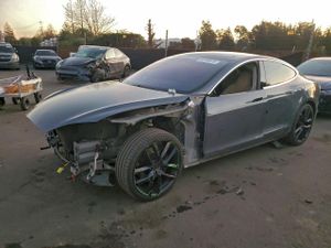 Tesla Model S 2014