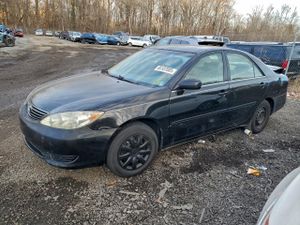 Toyota Camry LE 2.4L 4 2005