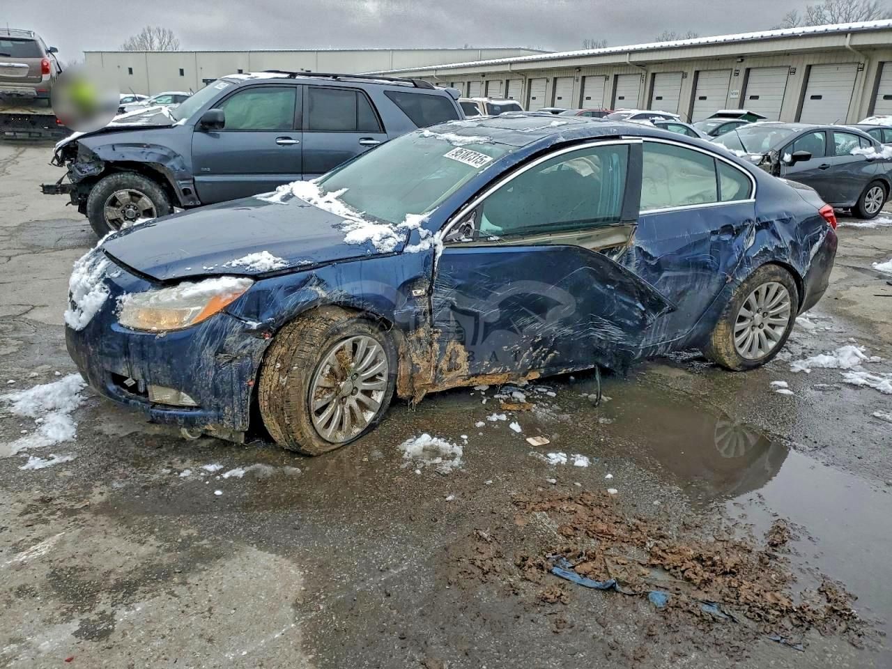 Buick Regal CXL 2.4L 4 2011